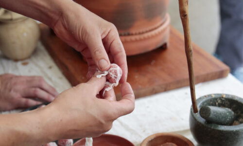 Roemerfest Augusta Raurica Fleischbaellchen nach roemischem Rezept Foto Susanne Schenker