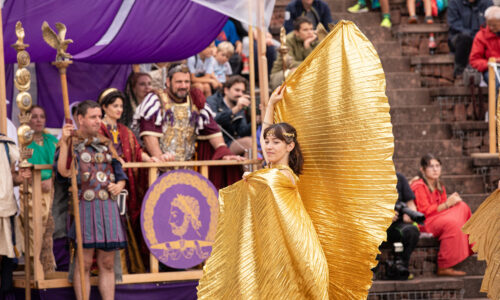 Roemerfest Augusta Raurica Tanzeinlage vor dem Kaiserpaar Foto Matthias Willi