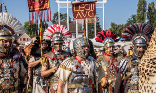 Roemerfest Augusta Raurica Legionaerstruppe mit Centurio Foto Matthias Willi