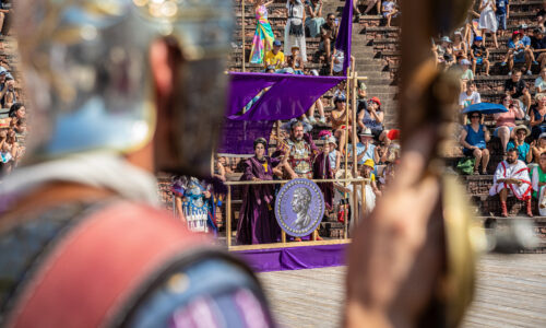 Roemerfest Augusta Raurica Loge des Kaisers im Theater Foto Matthias Willi