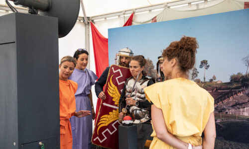 Roemerfest Augusta Raurica UBS Fotobooth mit Legionaeren Foto Matthias Willi