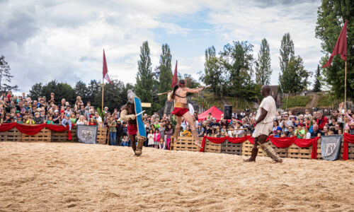 Roemerfest Augusta Raurica Voller Einsatz der Gladiatoren Foto Matthias Willi
