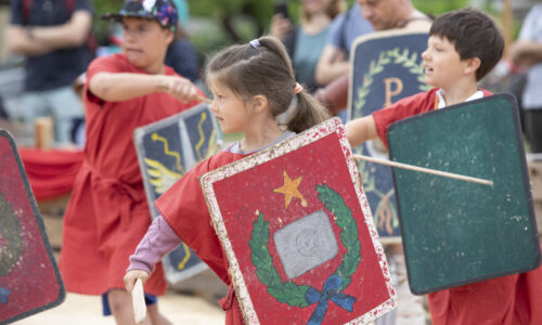 Fête romaine à Augusta Raurica - Concentration maximale pour l’entraînement à l’école des gladiateurs - photo Susanne Schenker