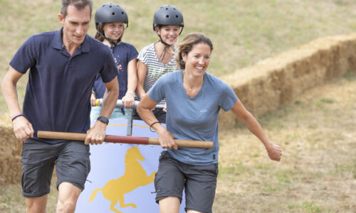 Fête romaine à Augusta Raurica - Compétition entre familles lors de la course de chars - photo Susanne Schenker