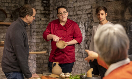 Augusta Raurica - Der Workshop "Tafeln wie im alten Rom - Ein kulinarischer Ausflug in die Antike" - Foto Susanne Schenker