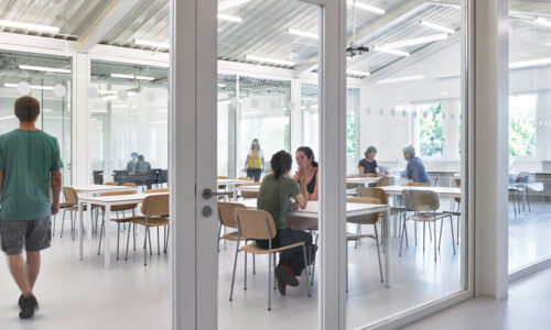 Sammlungszentrum Augusta Raurica Gemeinschaftsraum Foto Roman Weyeneth