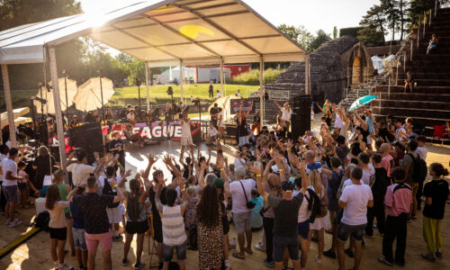 Theater Augusta Raurica - the movement ARENA mit Publikum - Foto Matthias Willi